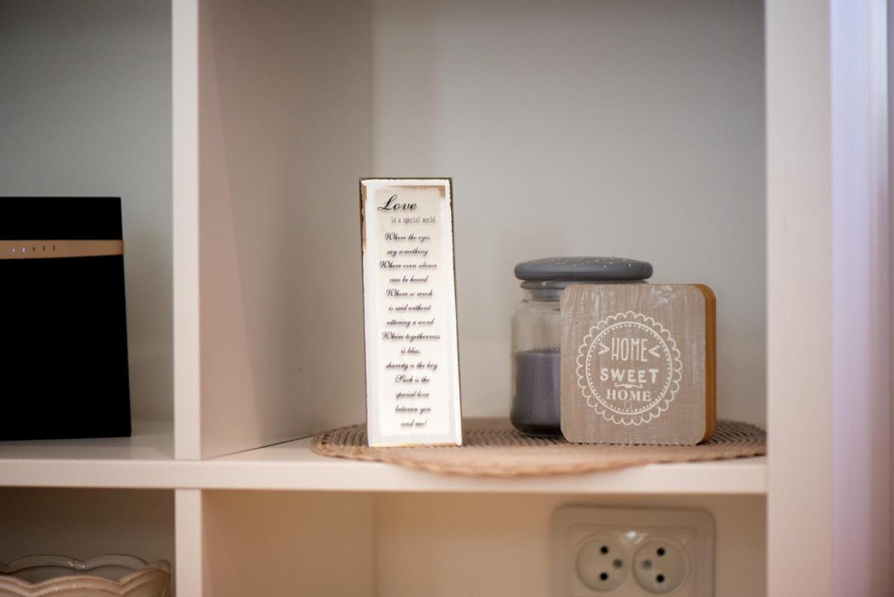 Napoleona Apartamenti Apartment คูลดีกา ภายนอก รูปภาพ