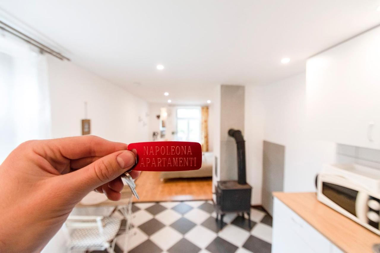 Napoleona Apartamenti Apartment คูลดีกา ภายนอก รูปภาพ